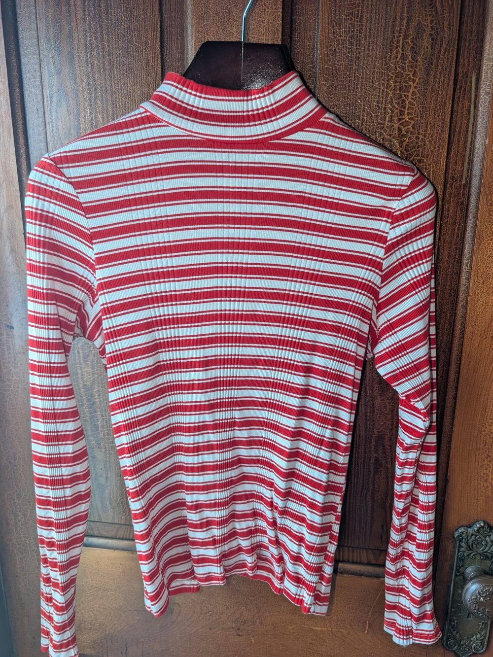 Women's red white striped mock turtleneck long sleeve top Victoria Secret XL euc